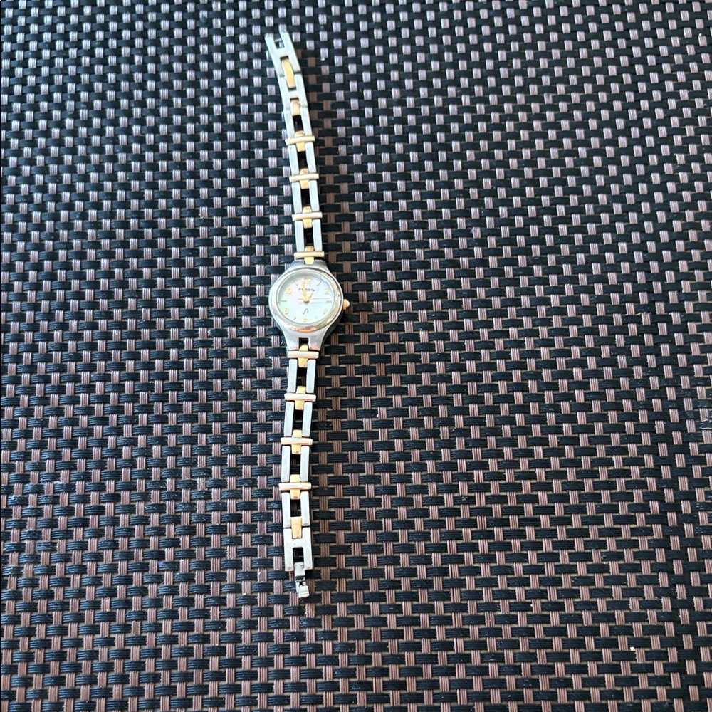 Fossil Women's Gold and Silver Watch